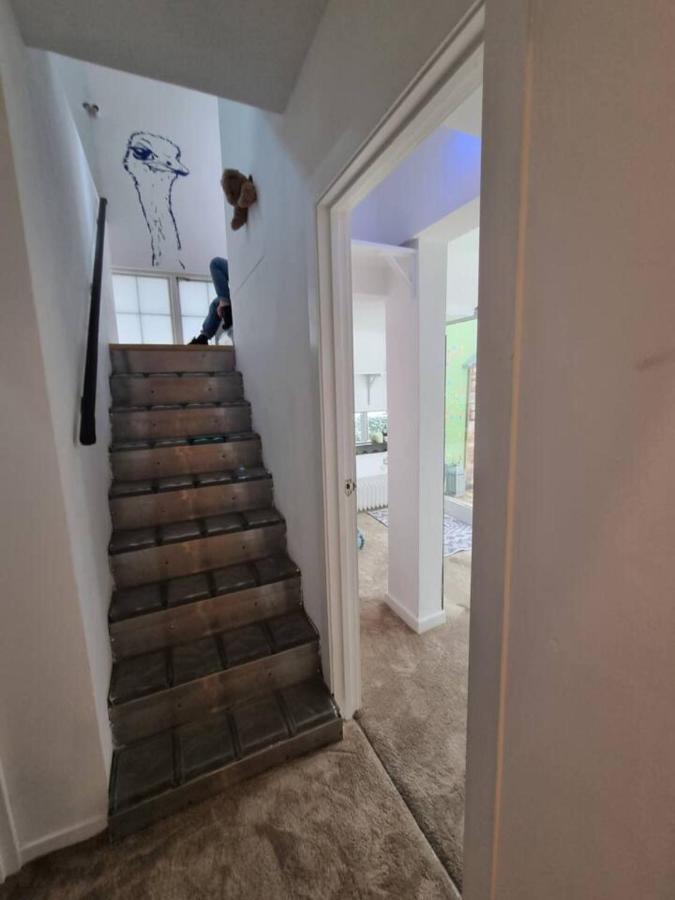 Quirky Seaside Family Cottage Walk To The Waves! Brighton Exterior photo